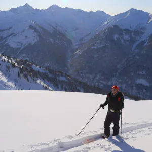 Unternehmercoach Alex Proca beim Skiwandern